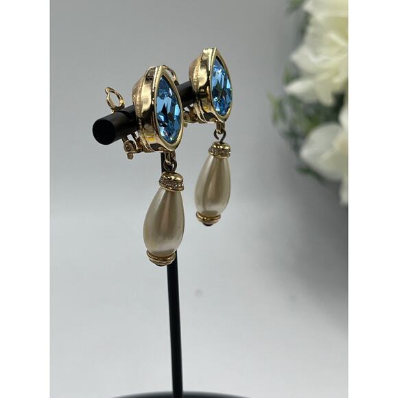 Swarovski Swan Gold Plated Blue Faceted Crystal Purple Cabochon Clip Earrings - Picture 4 of 13